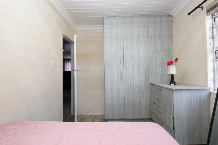 2 Bedroom Property for Sale in Elsies River Western Cape